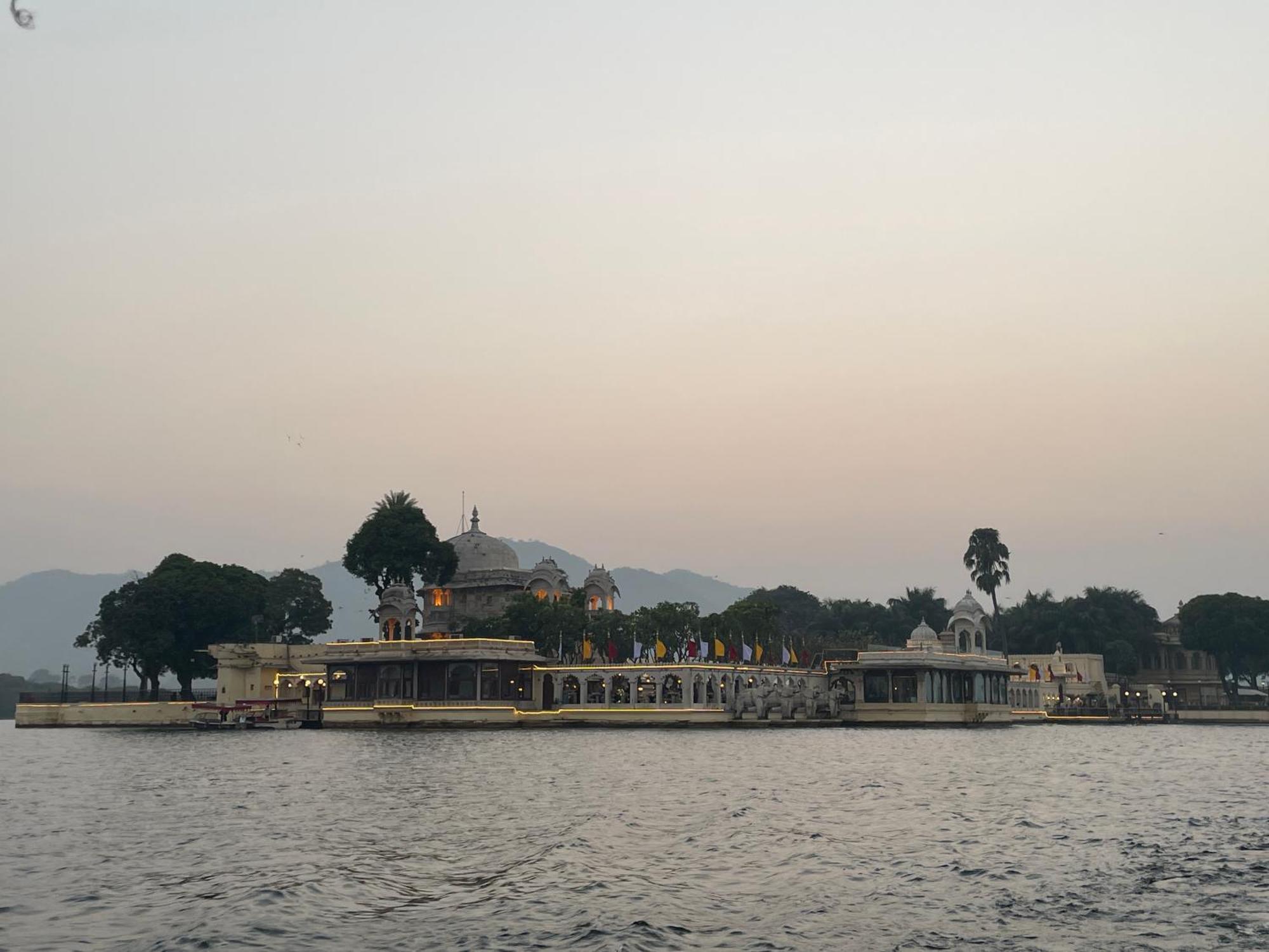 Albergue Tamasha Udaipur Exterior foto